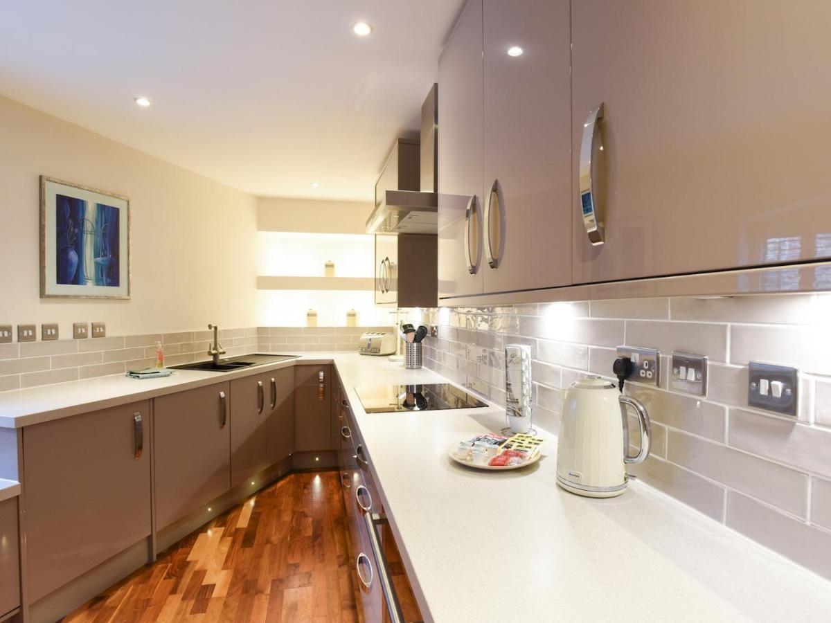 Appartement Pass The Keys Secluded High End 2bed In Southsea With Parking