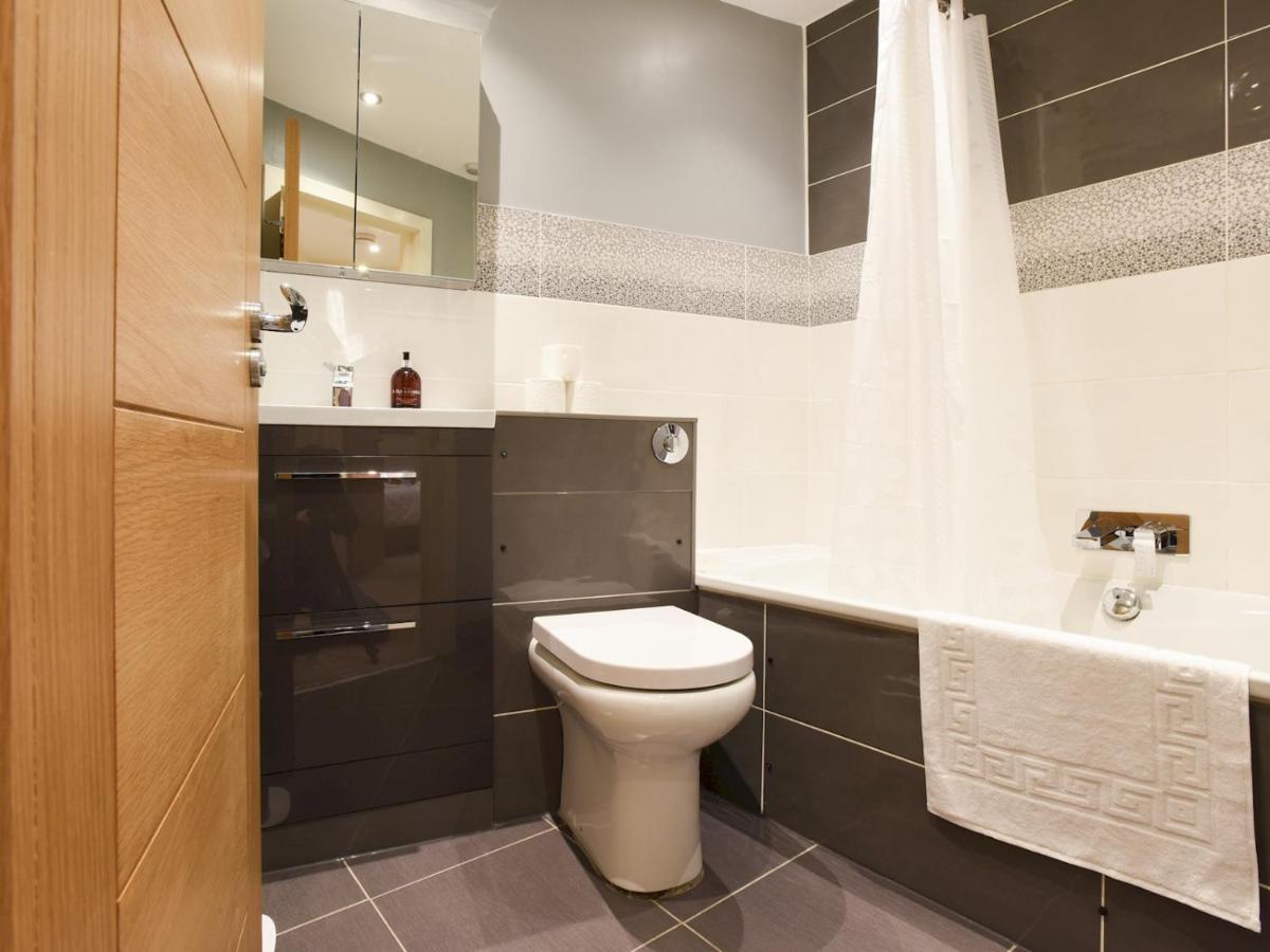 Appartement Pass The Keys Secluded High End 2bed In Southsea With Parking